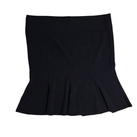 Torrid Trumpet Midi Skirt Black w/Hidden Zipper size 18 - Picture 2 of 8